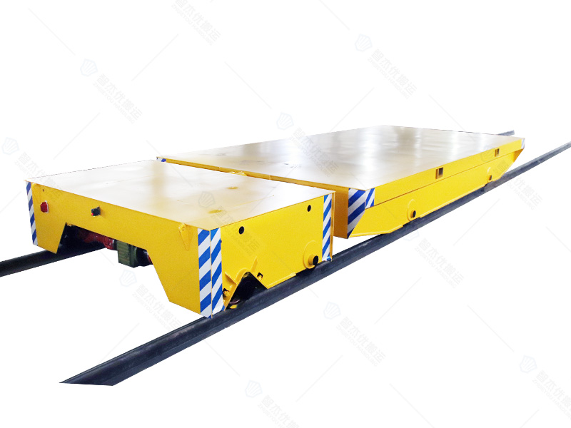 軌道平板牽引車(chē)和軌道拖車(chē)載重20噸研制成功