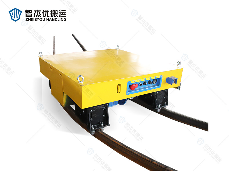 2噸轉彎軌道車試車成功順利發(fā)車